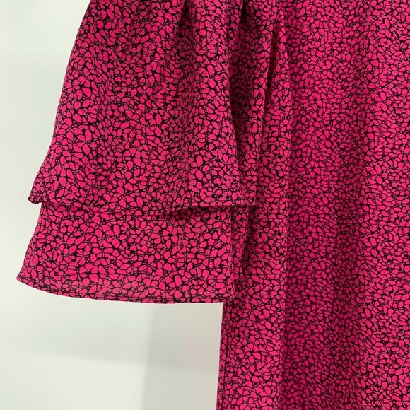 Michael Kors Top Pink Black Butterfly Print Cold Shoulder Ruffle - Picture 3 of 9